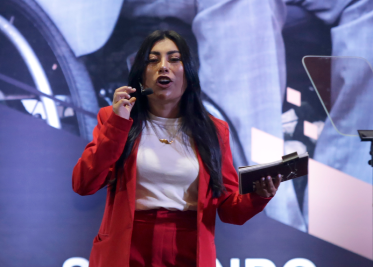 Reflejos de un Compromiso Transformador: Mi Viaje en el Congreso de Puebla