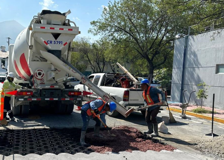 ¡El fin de los baches! Crean pavimento flexible de concreto