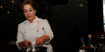 Lolita Zavala, distinguida por su sazón y por el corazón que le pone a cada proyecto