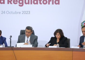 Mejora regulatoria detona competitividad económica: Sergio Salomón