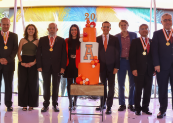 Anáhuac Puebla festeja su 20 aniversario