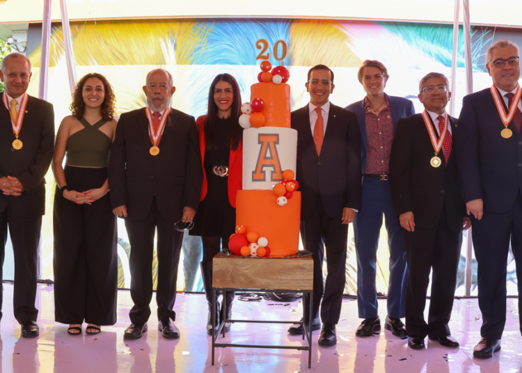 Anáhuac Puebla festeja su 20 aniversario