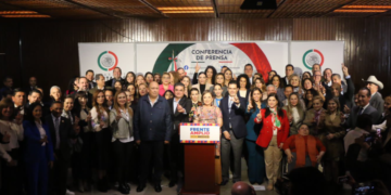 Xóchitl Gálvez presenta iniciativa para rescate de Guerrero