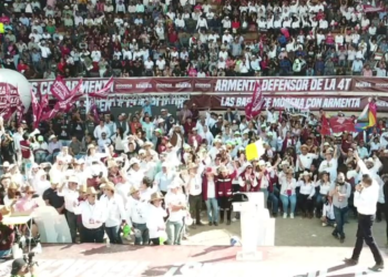 Armenta reúne a 25 mil personas en la Fiesta Democrática de agradecimiento