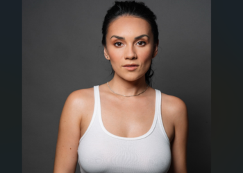 Marilyn Uribe, orgullosa de ser mexicana con A Million Miles Amay (Video)