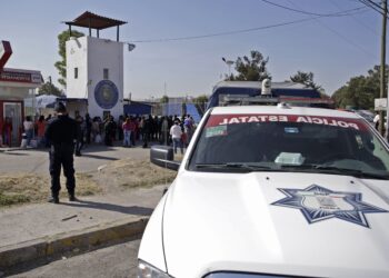 Detienen a hombres que pretendían ingresar droga al Cereso