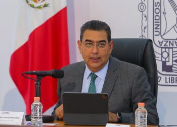 Gobierno de Puebla recuperará red carretera estatal