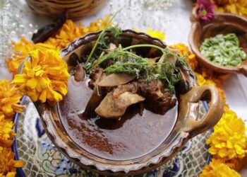 Mole de caderas ya es patrimonio cultural del estado