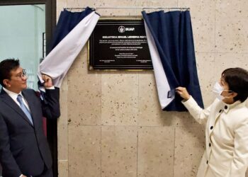 BUAP rinde homenaje póstumo a Ismael Ledesma Mateos
