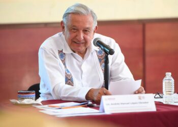 AMLO propone que a jueces y ministros se les aplique la revocación de mandato