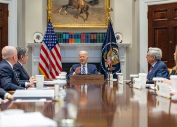 Biden realiza reunión de seguridad para combatir el fentanilo
