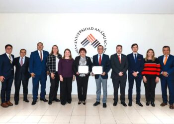 Anáhuac y Cancintra realizaron firma de Cátedra Corporativa