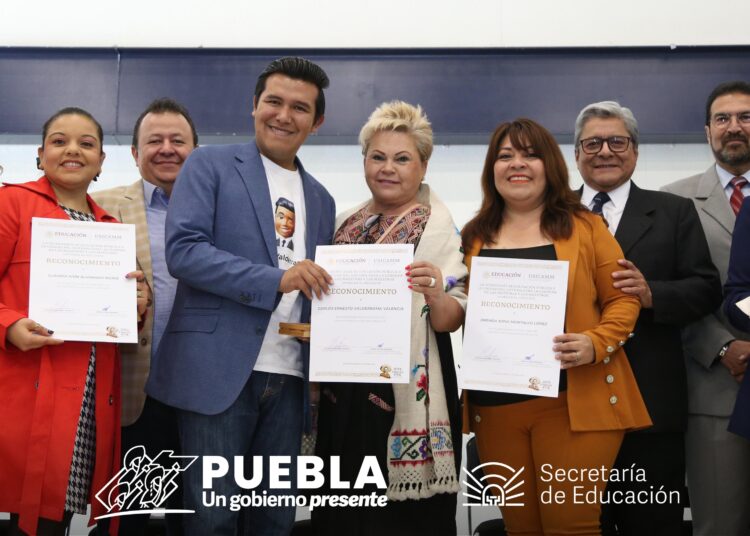 Reconoce SEP Puebla a 190 docentes por práctica educativa