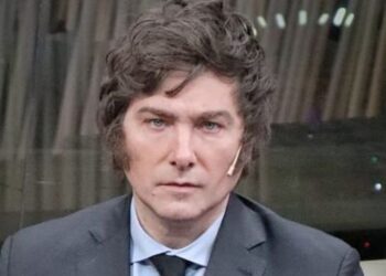 Vuelve la derecha a presidencia de Argentina con Javier Milei 
