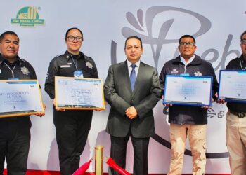 Sector empresarial reconoce a policías de San Andrés