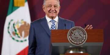 AMLO propondrá terna de mujeres para ocupar lugar de Zaldívar en SCJN