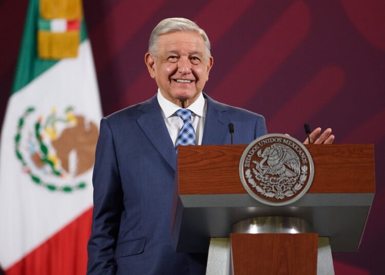 AMLO propondrá terna de mujeres para ocupar lugar de Zaldívar en SCJN