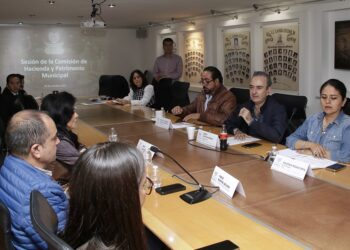 Aprueban Ley de Ingresos del Gobierno de Puebla por 121 mil mdp