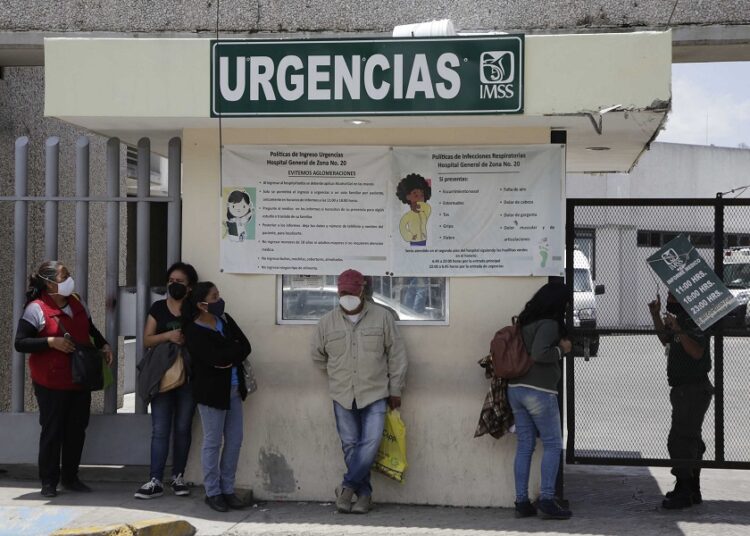 Día de Muertos | IMSS trabajará con normalidad; Issstep sólo atenderá urgencias y hospitalización
