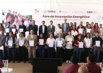 Puebla, primer lugar en mujeres certificadas en estándares energéticos