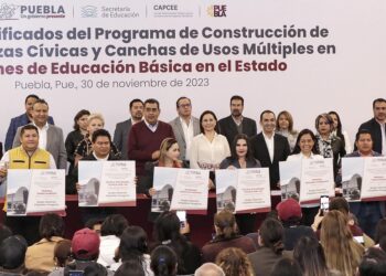 Gobierno construirá 160 techados de plazas cívicas en escuelas