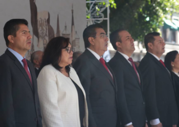 Lalo Rivera asiste al Aniversario de la Revolución Mexicana