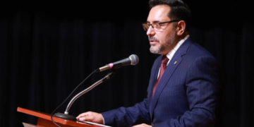 Ratifican a poblano al frente del IPN