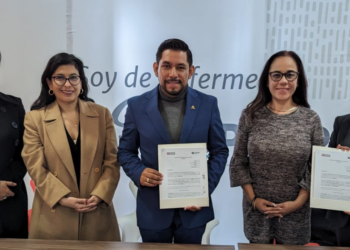 Conalep y Upaep firman convenio para otorgar becas a trabajadores y alumnos