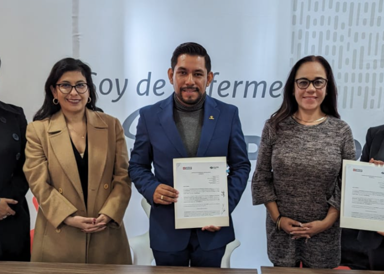 Conalep y Upaep firman convenio para otorgar becas a trabajadores y alumnos