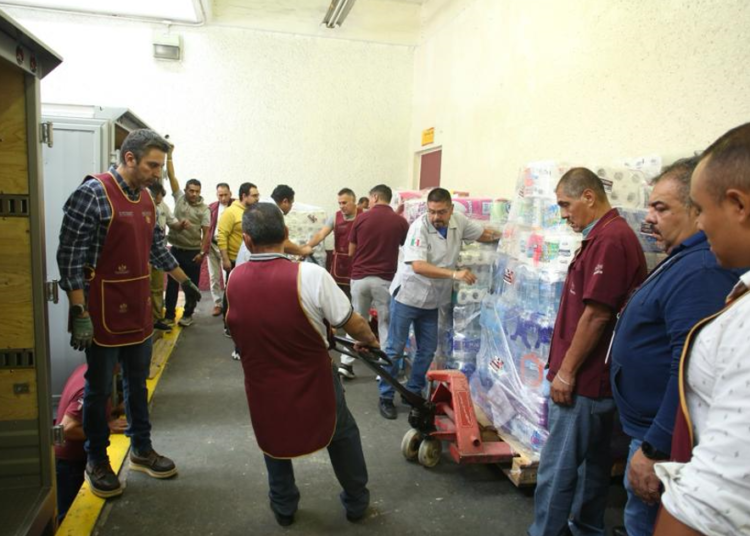 Issste apoya con 10 toneladas de víveres para Acapulco