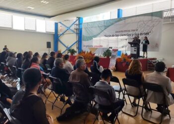 SEP fomenta aptitudes científicas y artísticas en Atlixco