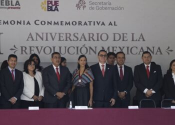 Céspedes encabeza ceremonia conmemorativa del 113 aniversario de la Revolución Mexicana