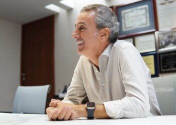 Pepe Chedraui se reúne con dirigente de Morena