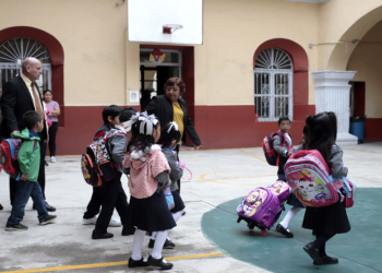 13 de noviembre inicia horario de invierno en escuelas públicas y privadas