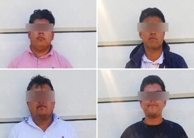 Detienen a 4 presuntos traficantes de personas en Texmelucan