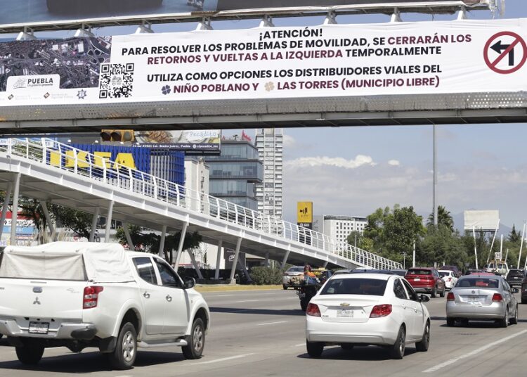 Céspedes reitera que vueltas a la izquierda en Vía Atlixcáyotl quedan suprimidas