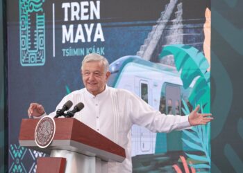AMLO inaugura primera etapa del Tren Maya