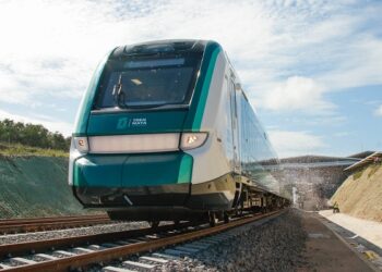 AMLO inaugura primera etapa del Tren Maya