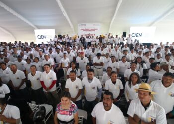 Gobierno estatal profesionalizó a más de 500 emprendedores en 2023