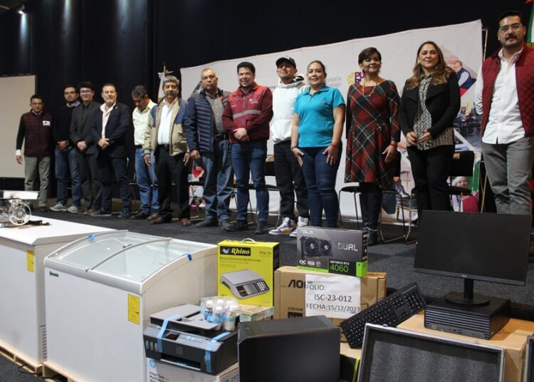 Gobierno estatal inaugura ‘Manos Poblanas, la Tienda de las Cooperativas’