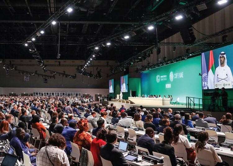 COP 28 llega a su fin con acuerdo para eliminación de combustibles fósiles