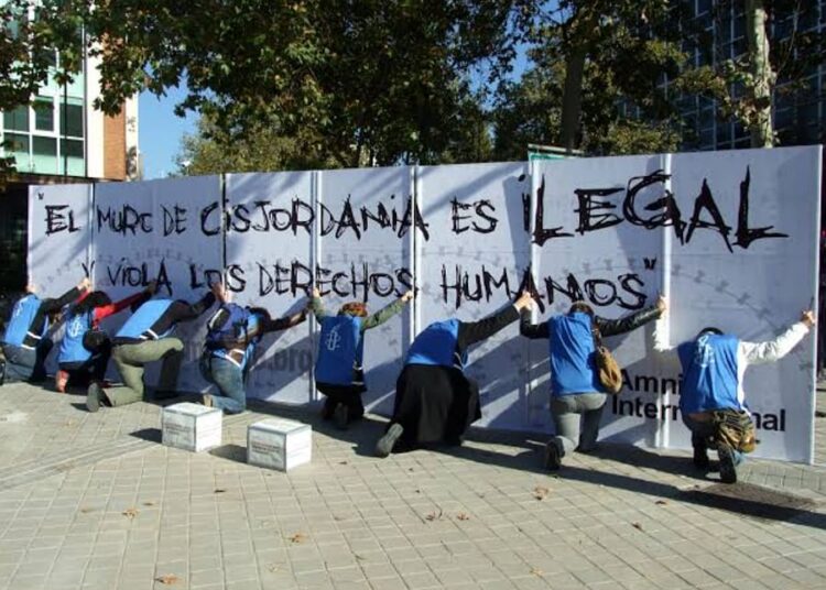 ONU advierte violencia de colonos e Israel enfrentará procedimiento legal