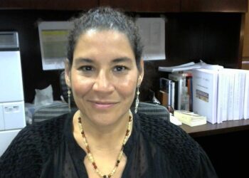 AMLO nombra a Lenia Batres nueva ministra de la SCJN