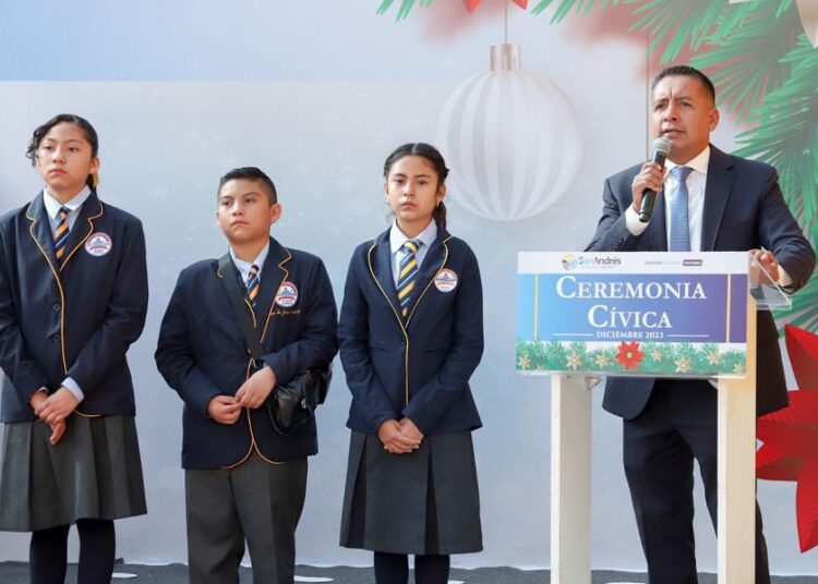 Tlatehui pide a servidores públicos a trabajar con respeto