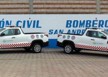 Entregan 2 camionetas a Protección Civil de San Andrés Cholula