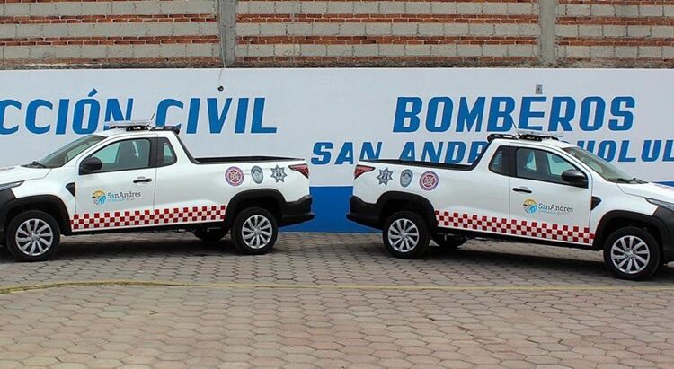 Entregan 2 camionetas a Protección Civil de San Andrés Cholula