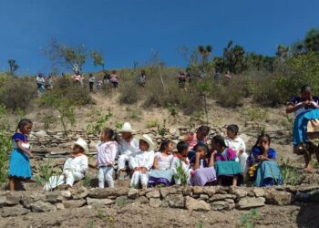 Gobierno estatal promueve cultura del pueblo nahua