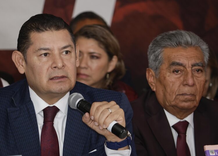 Registro de Eduardo Rivera no nos pone a temblar: Alejandro Armenta