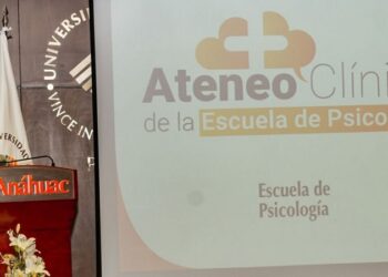 Estudiantes de Psicología Anáhuac proyectan su talento en Ateneo Clínico
