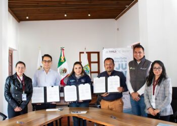 Gobierno de Puebla firma convenio en favor de juventudes cholultecas